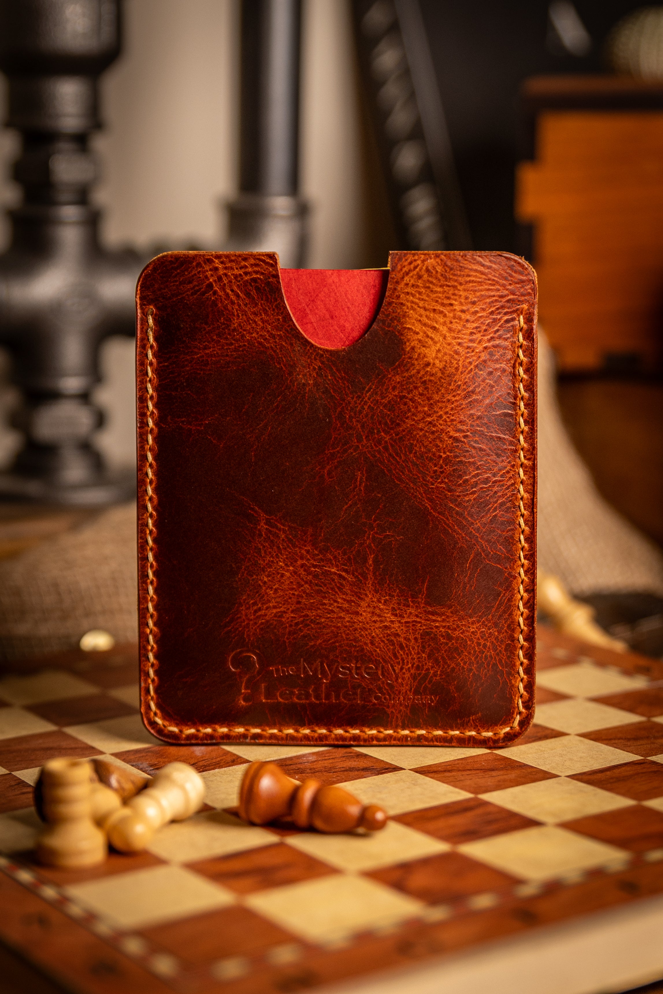 BANKABLE - Leather Sleeve