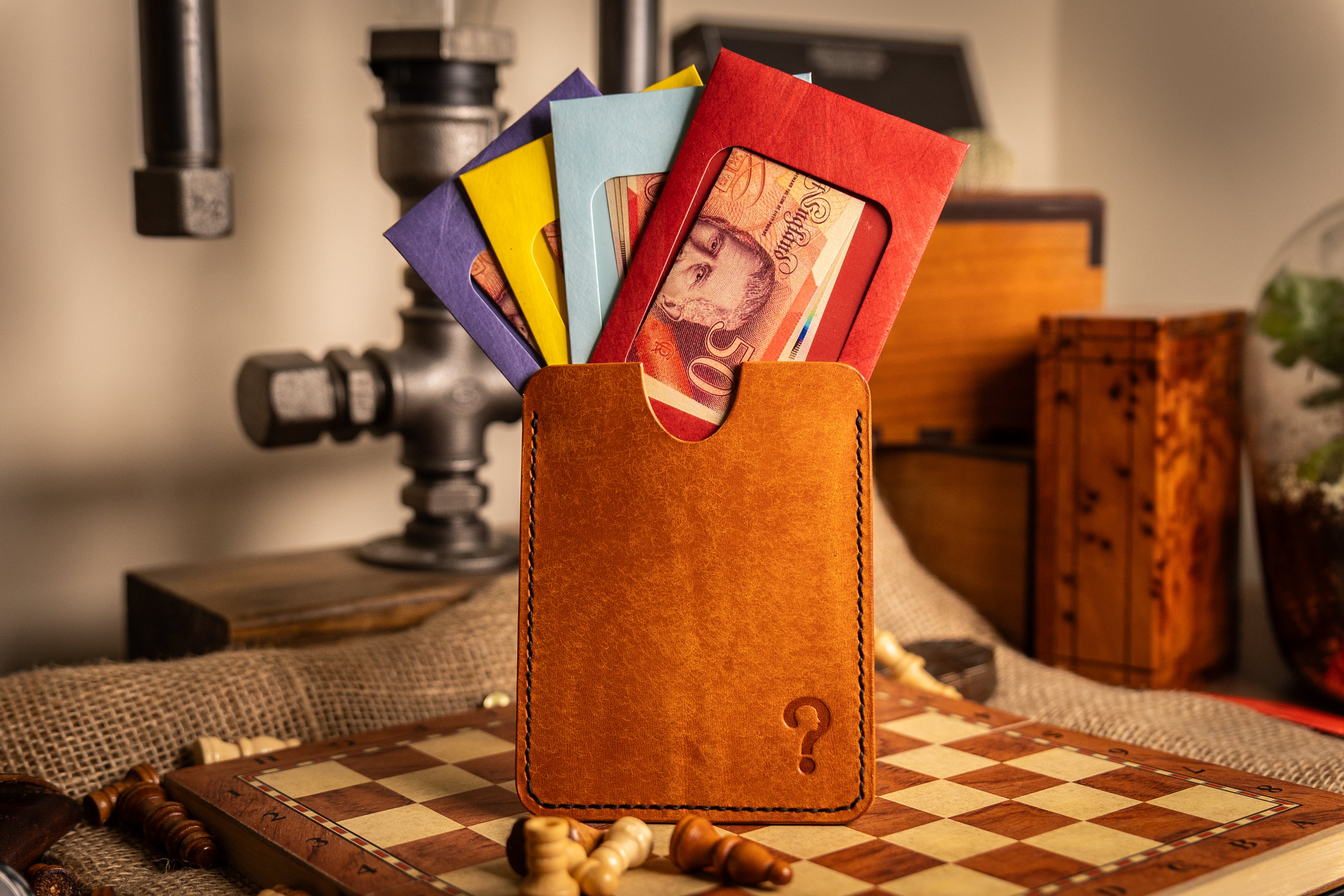 BANKABLE - Leather Sleeve